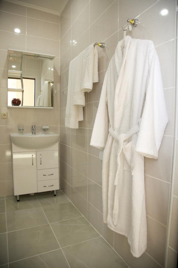 Dioskuria Hotel Sohum Dış mekan fotoğraf