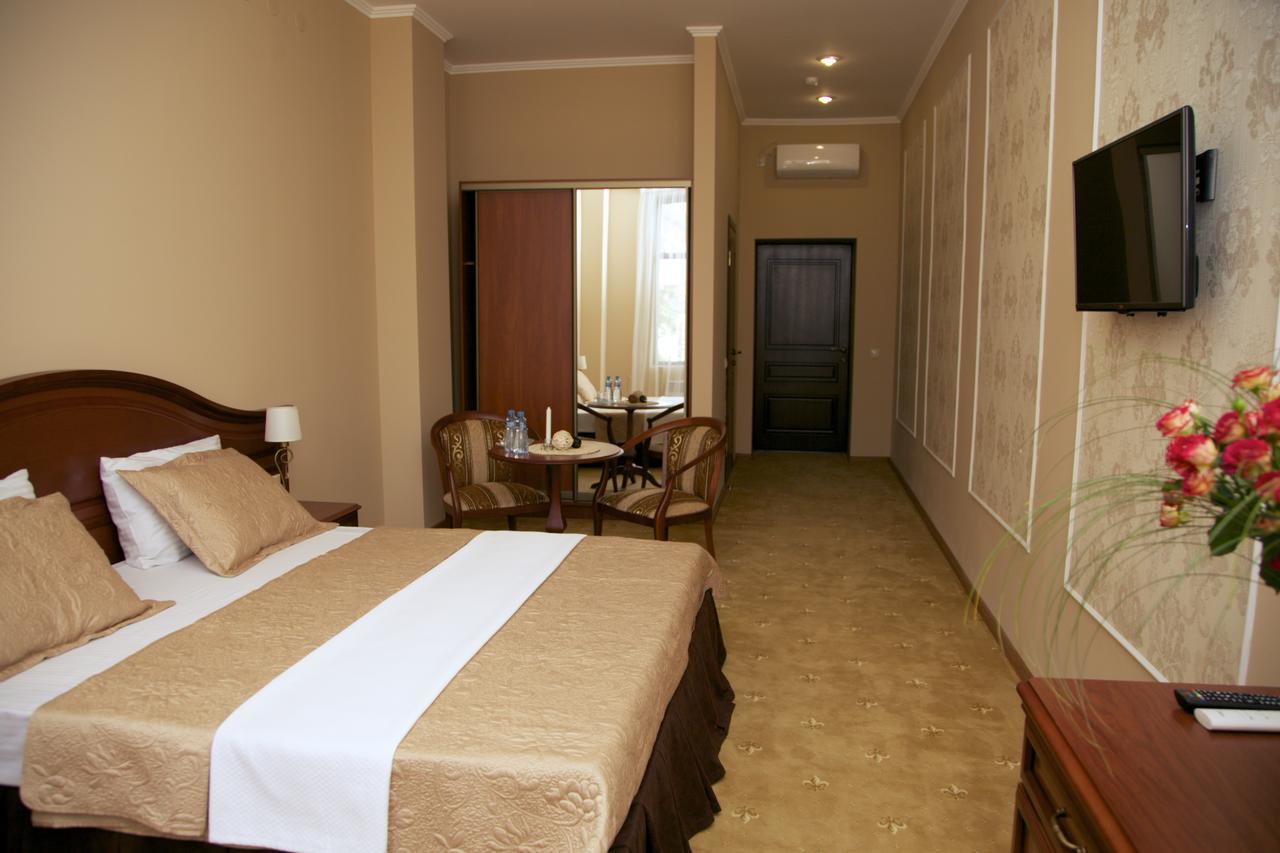 Dioskuria Hotel Sohum Dış mekan fotoğraf