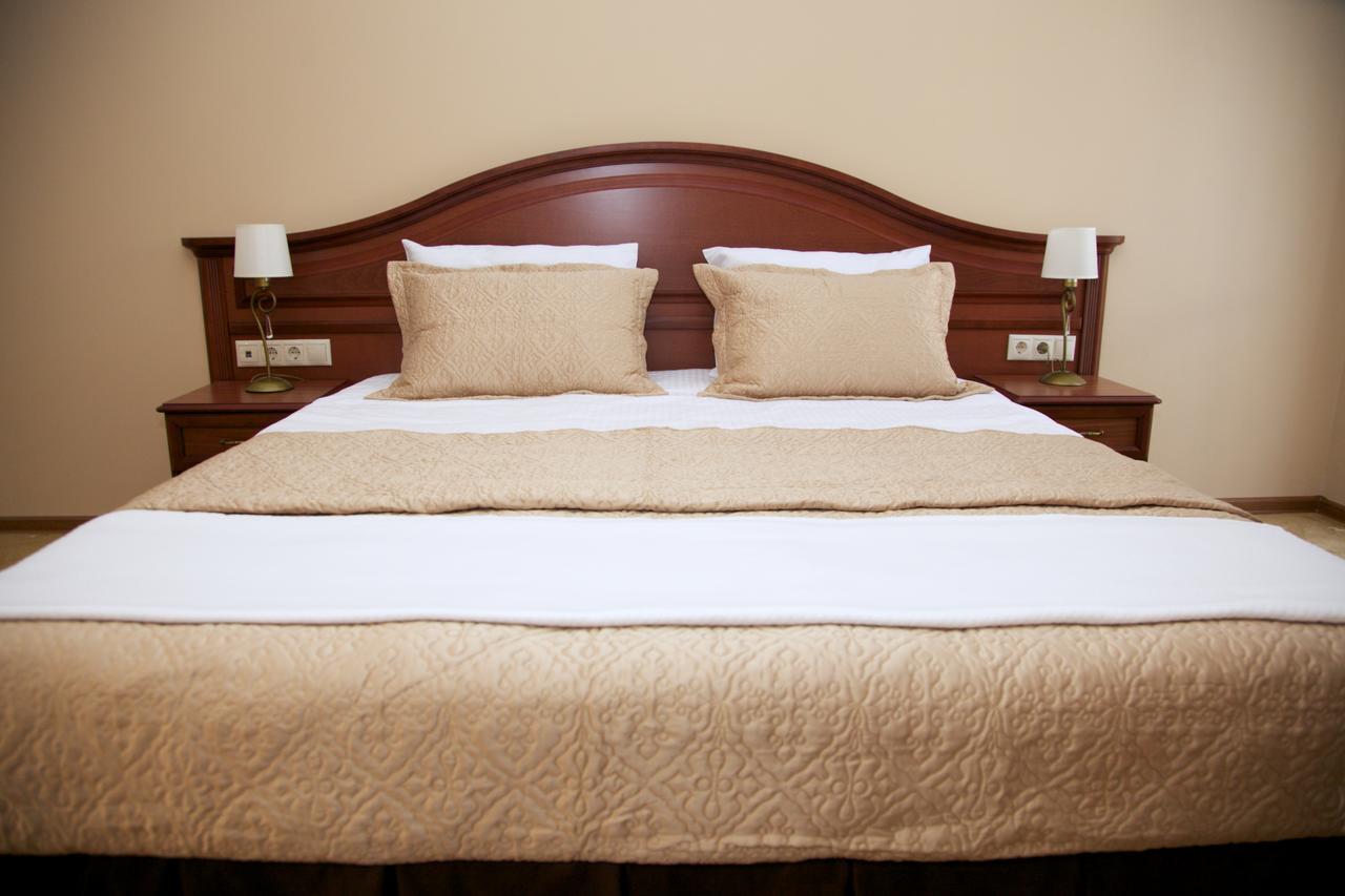 Dioskuria Hotel Sohum Dış mekan fotoğraf